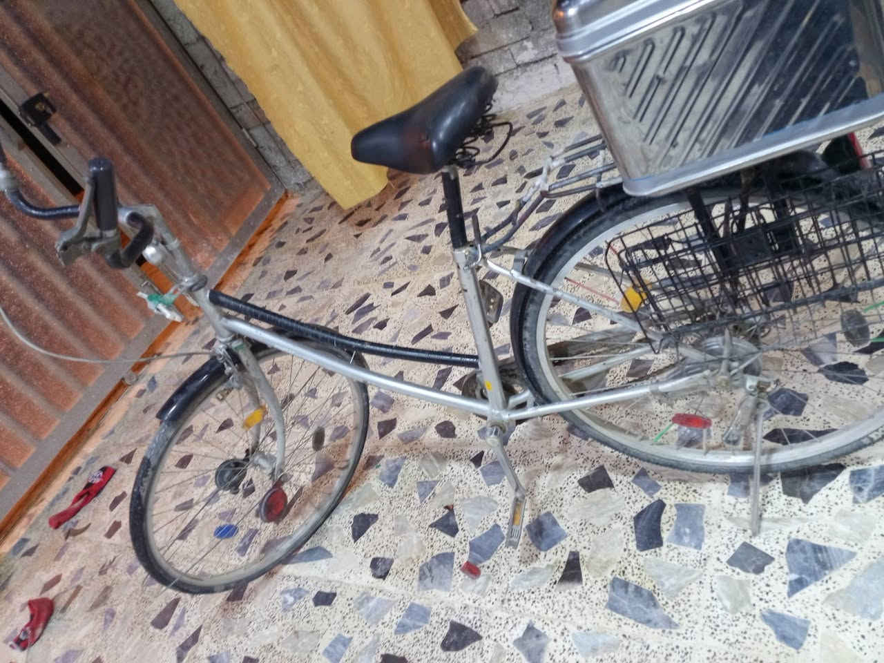 السلام عليكم  باسكل للبيع السعر 75 $وبي مجال المكان سامراء التواصل على هذا الرقم  *********** انور الشلال
