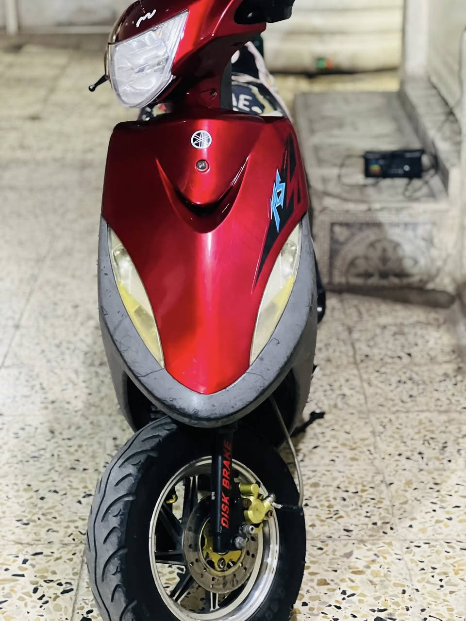 السلام عليكم دراجه ماكس رمبه بوشه ٤٩ دراجه نضيفه كلها شغاله محرك بلادي جديده حيل العنوان ديالى بلدروز السعر ٦٥٠وبي مجال الرقم ***********
