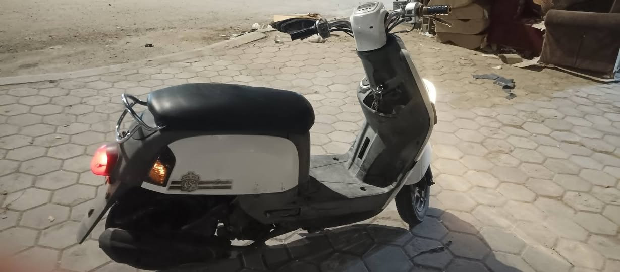 بوليسي للبيع نوزل مكينه مكفوله
عوزه قفل ستيرن ما يشتغل وشاشه محتركه وهورن
البريك الأمامي مفلت
سعره 550
مكان الناصرية
***********#
