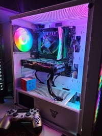 i5 جيل ١٠ • RX580 ٨جيجا • رام ١٦جيجا