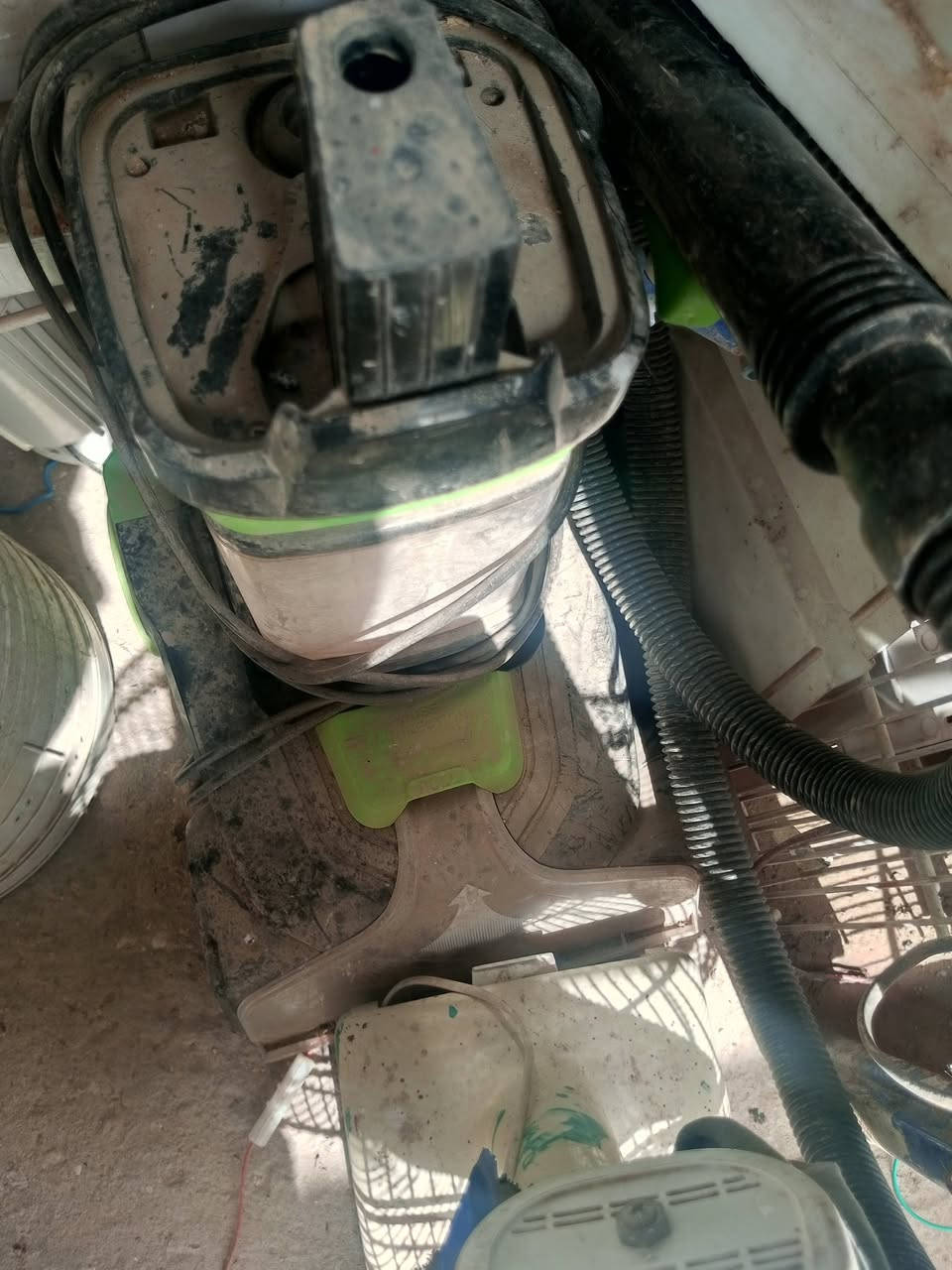 مكنسة كهربائية مامستخدمة تغسل وتنشف وتشفط قيم وخذ


**إذا كنت صاحب هذا الإعلان وتريد حذفه لأي سبب، رجاءا أرسل رسالة إلى الدعم الفني**