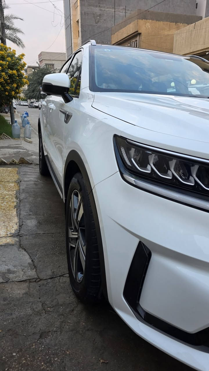 السلام عليكم
سورنتو ٢٠٢٢ خليجي وكالة الدولية بعدها 
 بالضمان 
محرك ٦ سلندر  
ماشية ٢٩ الف كيلو رقم بغداد الماني مكفولة ماعدا شبر بارد بالهلال الخلفي مأشر بالصور
فول مواصفات دفع رباعي☆ بانوراما☆ كشنات تدفئة تبريد تحكم كهرباء☆٤ كاميرات ☆ اوتو هولد☆ هاندبريك كهرباء يعني اعلى فئة
السعر $30,000
مكانها بغداد المنصور
***********
