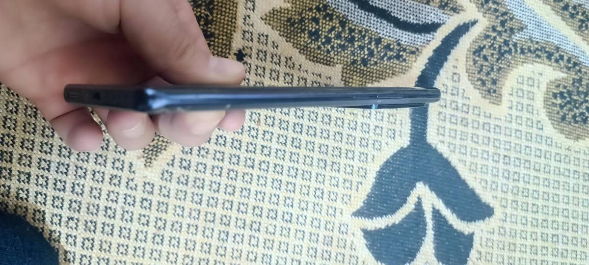 انفنكس  نوت 40 برو
ذاكره 256
بطاريه 5000
رام 8+8
60فريم
شحن 70واط ويدعم شحن عكسي 
فقط ضهر مكسور شرط ابيعه 
السعر 165


**إذا كنت صاحب هذا الإعلان وتريد حذفه لأي سبب، رجاءا أرسل رسالة إلى الدعم الفني**