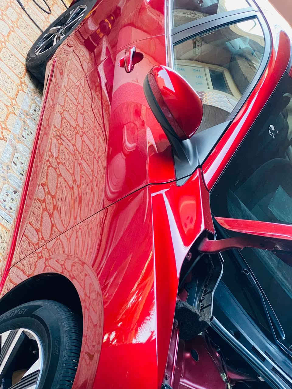 سلام عليكم نيسان سنترا موديل ٢٠٢٥ موصفات SV شاشه جبيره رادار امامي وجانبي وتحديد مسار بيه صبغ خشم البنيد فقط سياره بسمي رقم ديالى سنويه ال30سعر ١٤٥$بيه مجال بسيط المكان بديالى ***********
