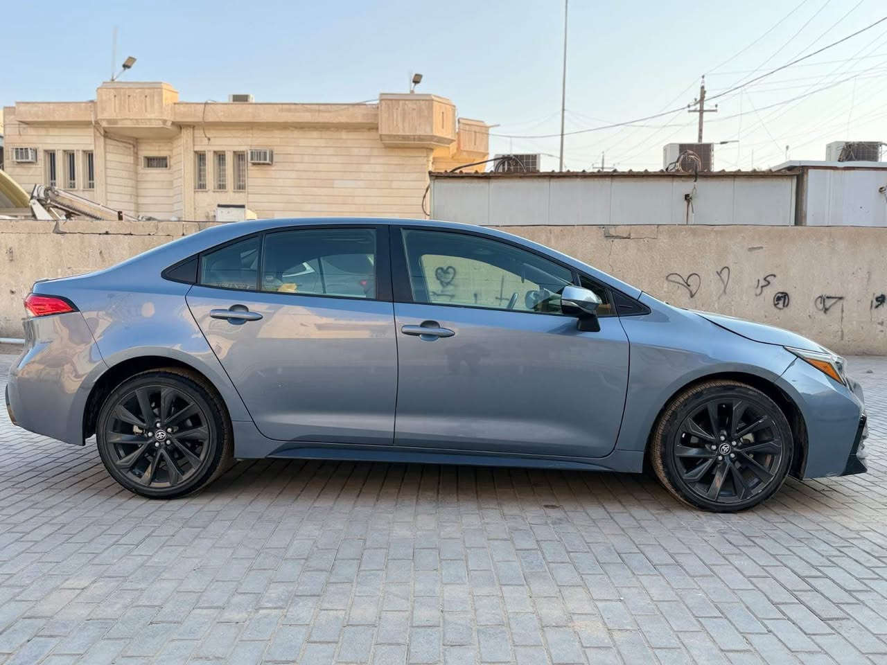 محرك 2000 بانزين 
محرك كفاله والكير بيه تعريگه بس ما ينقص 
سياره ماشيه 40،000 k/m
رقم اربيل باسم كردي
سياره حادثه موضح بالصور بيها راس شاصي معدل بدون تبديل ولا كص ولا لحيم 
سعرها 128 وبيها مجال قليل
*********** البصرة, العراق
