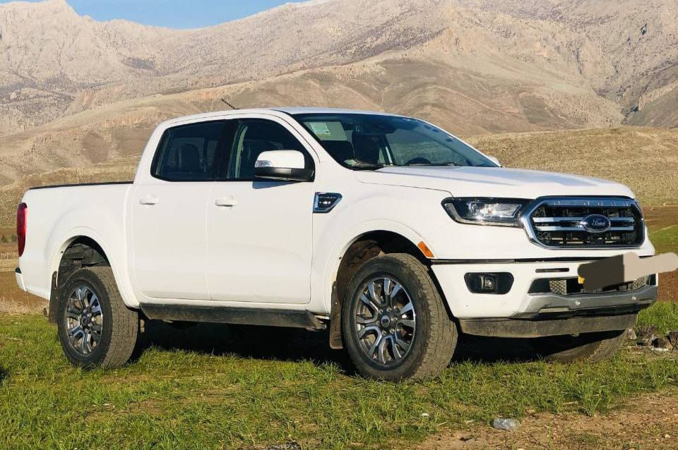 فۆرد ڕەنجەر 2021 ئێکس ئێل لاریات
تەنها 33 هەزار مایل  ڕۆشتووە 
فۆرد ڕەنجەرلاریات     
بەسمە -کوشن جڵد و هیتەر
کامێرا و شاشە گەورەیە 
ڕادار ئەوتۆستۆپ لایت -
 ڕاداری خەتی جادە
دەبڵ ئەکسل نیە.
عەرەبانەکەی لای سەکن بۆیاخی ئەورووپایە.

سعر : لە کۆمێنت داوای بکە ڕاستەوخۆ بۆت دێت 📥 

گێر و مەکینە بەشەرت
٢.٣ی دەبڵ تۆڕبۆ 

ژمارەی خاوەنەکەی 
***********
***********
