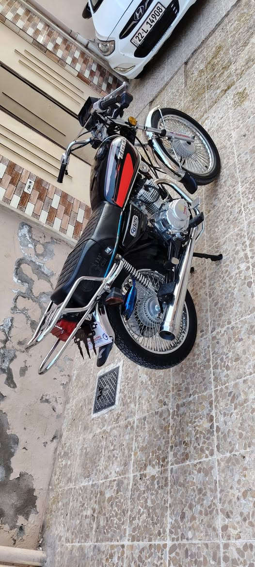 للبيع تايكر 2020
الماطور جديد شوفت عينك وضع شركه 
عالي ناصي اشاير هورن كيجات كلو شغال 
مكينه شرط برغي مامطخوخ 
تعاليق ماجاوب للاستفسار ***********
