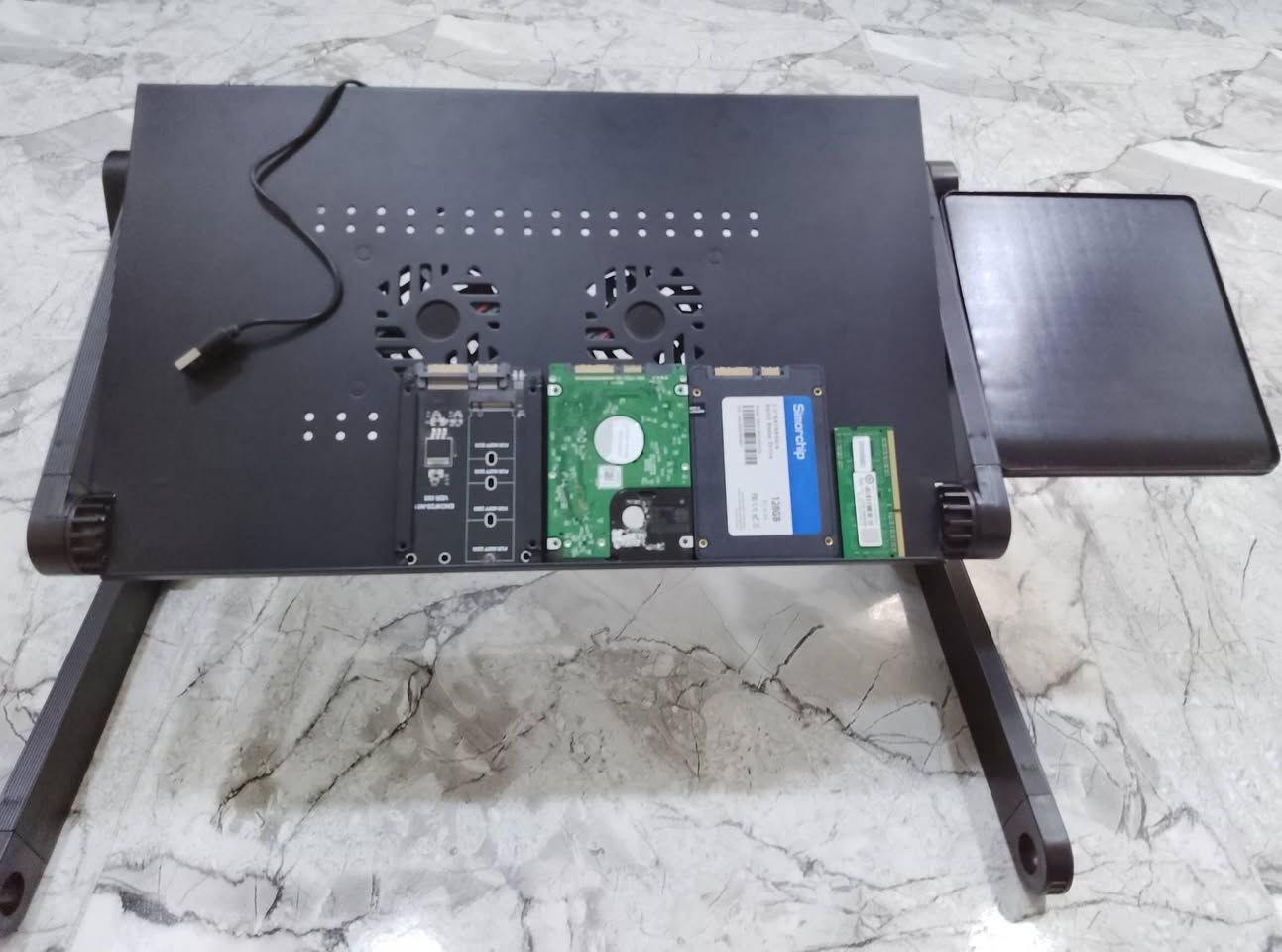 السلام عليكم ..
استاند لابتوب بي مروحتين كلش نظيف بهذا الشكل مع 
هارد 128 SSD 
هارد 750 HHD 
راك هارد تحويل من m.2 الى sata 
رام G2   DDR3 
كلهن بسعر مناسب 60 الف فقط 
مكاني بعقوبة تحرير


**إذا كنت صاحب هذا الإعلان وتريد حذفه لأي سبب، رجاءا أرسل رسالة إلى الدعم الفني**