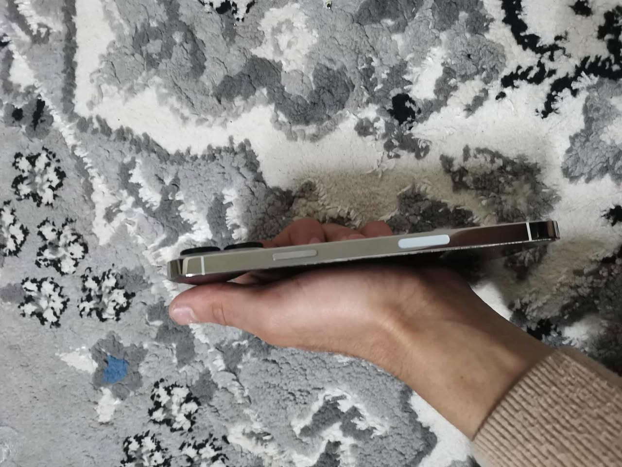 ايفون 13برو ماكس ابيض ذاكره 256 تك نضافه 100جلخ مابي نورمال بطاريه 96
الجهاز شرط مامفتوح +شاحنه السعر (730)مجال حك الجيه
***********
