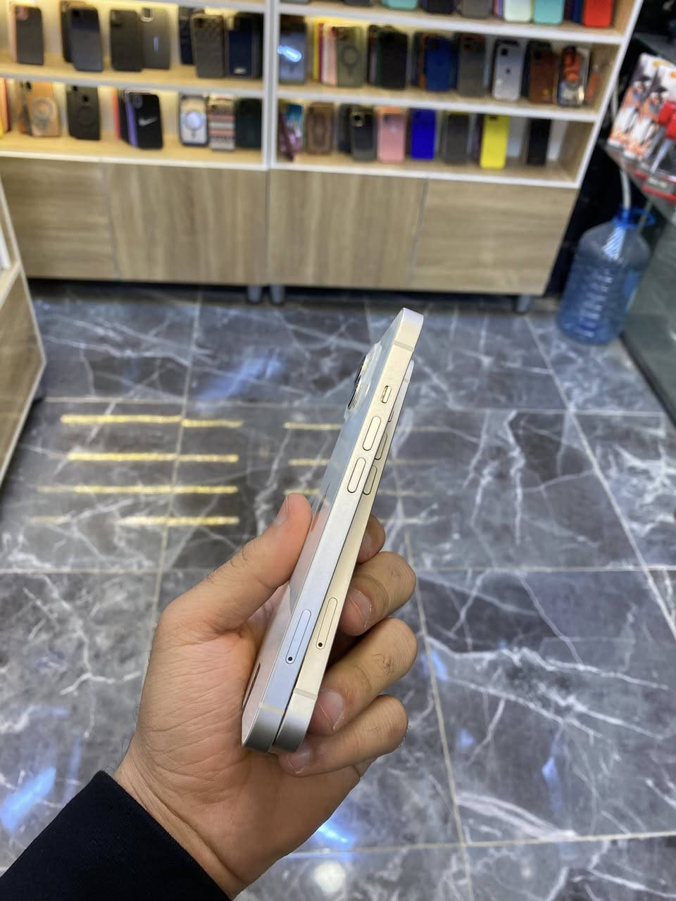 13عادي 
نظافة 💯💯
ذاكرة 128
￼دبل سيمكارت
بطارية89
للاستفسار ***********
ضمان شهر استبدال وسنة صيانة وبرمجة
