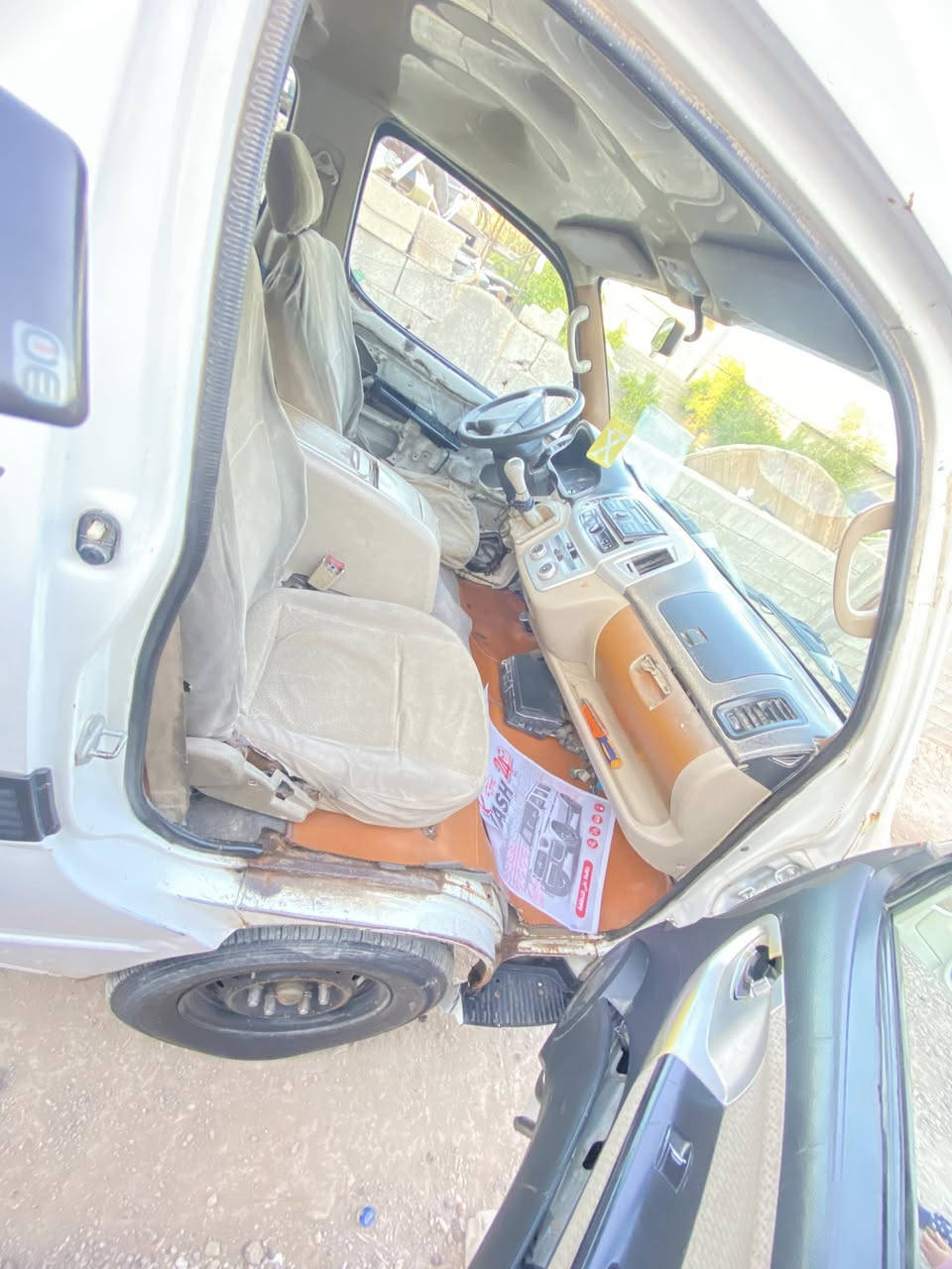 جبي H1 للبيع موديل 2014 السعر 60 وبيها مجال بسيط بغداد ابي غريب ***********
