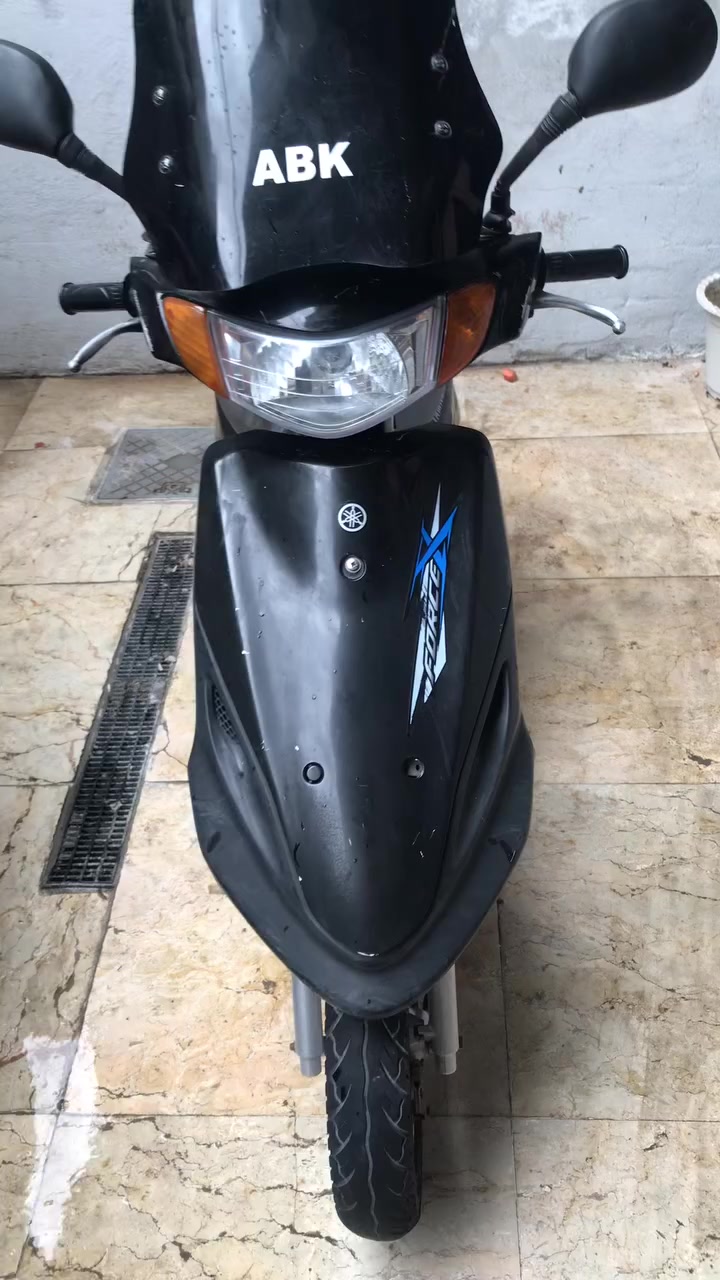 ماكس قچمة دراجة كاملة ما بيها اي نقص شغل وطلع كهربائيات كله شغال السعر 425 وبيها مجال مكاني بغداد مدينه الصدر قطاع 42 رقمي ***********
