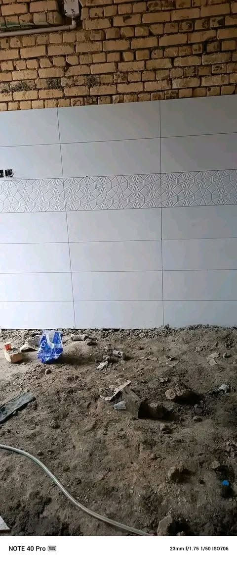سلام عليكم تطبيك سراميك ارضي جداري بليوميه ع المتر مكطوعه بيعجبك‏‪***********‬‏
