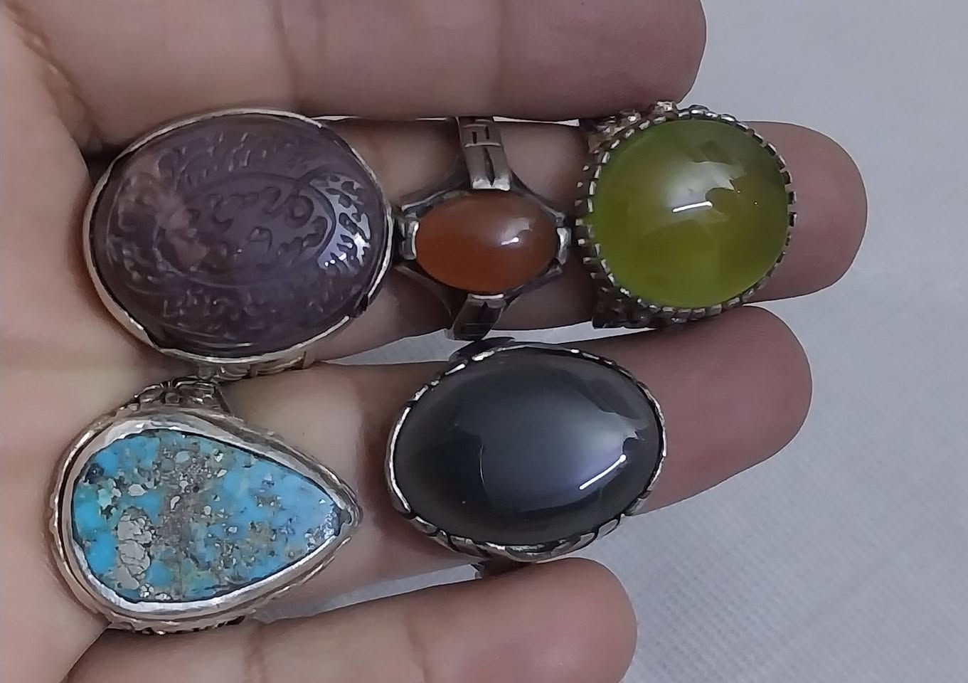 مجموعه خواتم للبيع شلع السعر الاتصال ***********
