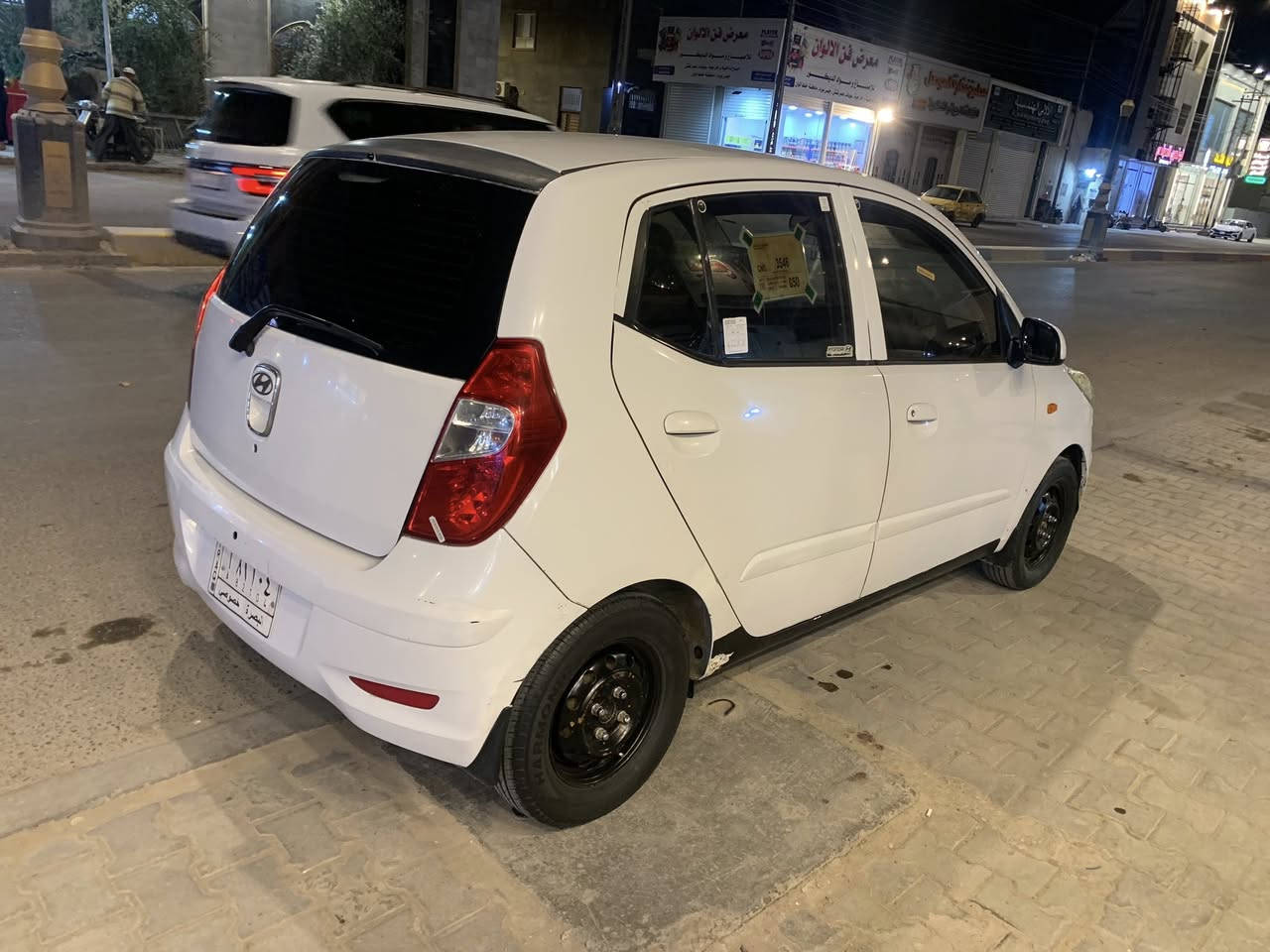 السلام عليكم هونداي i10 رقم بصره موديل 2014
سياره حلوه ونضيفه جاهزه عوزها بس حداديه اماميه 

بيها صبغ مكانات تجميل 

مكان السياره البصره ابي الخصيب 

السعر 65$ بيها مجال حك الجيه 

***********
