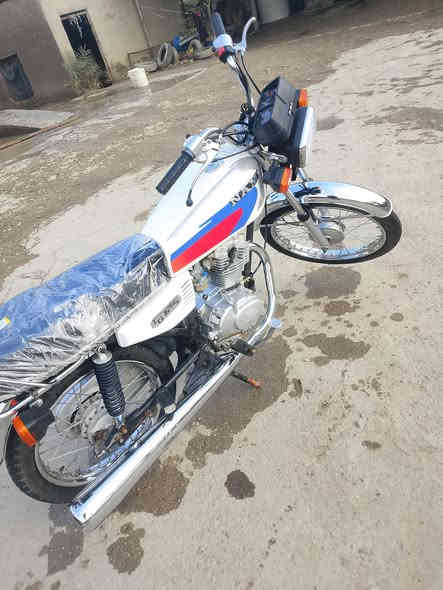 سلام عليكم دراجه نامه  شلامجه للبيع موديل 23 فقط شاصي ومحرك ولباقي محدث26) (***********)

