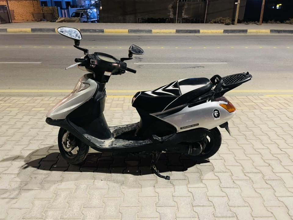 سلام عليكم دراجه سبيسي ياباني للبيع كفرات اصلي فقط البجم لكدام تجاري كابريتر تجاري كهربائيات شغاله نقص هندر عرموطه ونكره سلف شلعتهه تخبل وترايك وين ماتريد سعر 550 وبيهه مجال رقمي ***********
