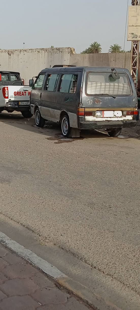 سلام عليكم كيه بسته للبيع رقم ألماني كربلائ سياره مكينه بيه خيط بخار تنقيص قليل كير اكسل خير من الله سياره جاهزه كبل للشارع عليه غرمات ابيع بس وكاله سعر 20 او بيه مجال للتفاصيل أكثر اتصل *********** مكاني كوت
