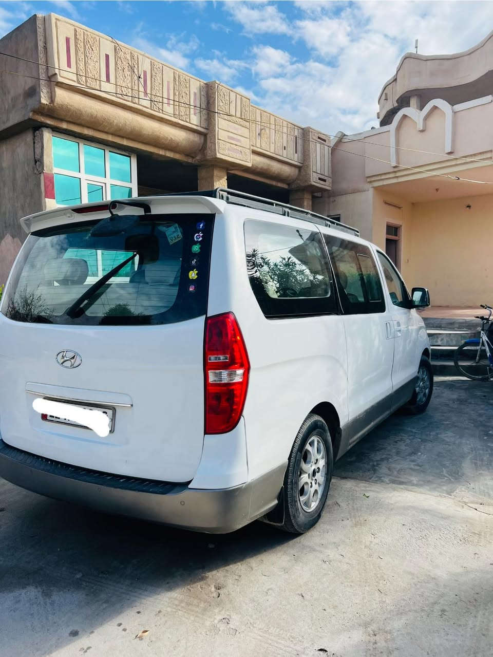 السلام عليكم ستاركس 2009 رقم بغداد سنويه لل٣٠ كير محرك اكسن صدر تواير تبريد تدفئه دوشمه كله شرط سياره جاهزه بيها جاملغ ع جنطه تبديل سياره حلوه السعر 120 وبي مجال 
***********
