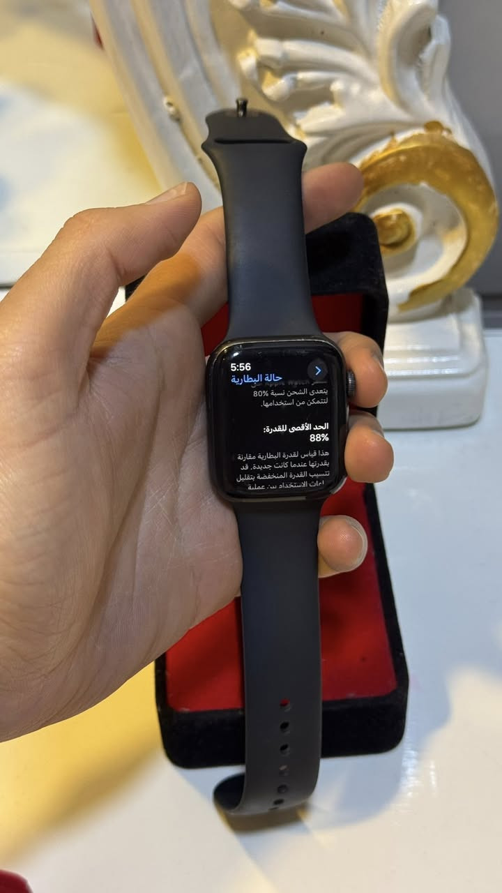 ساعة ابل se
حجم 44
بطارية 88 
لون اسود 
ملحقاتها سير وكيبل اصلي


**إذا كنت صاحب هذا الإعلان وتريد حذفه لأي سبب، رجاءا أرسل رسالة إلى الدعم الفني**