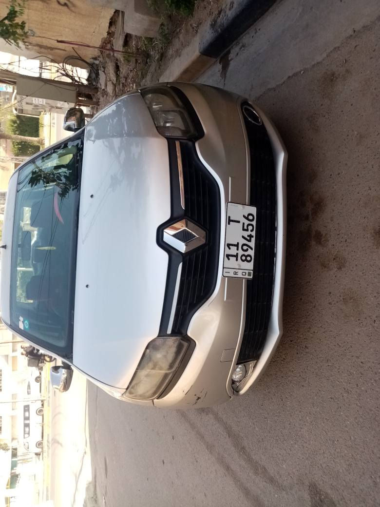 رينو سنبل للبيع موديل ٢٠١٧ السياره جاهزه تبريد محرك كير اوتو بسمي السياره رقم انكليزي السعر 65 ورقه مكان السيارة حي الجهاد رقم *********** بغداد, العراق
