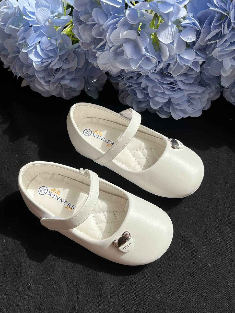 ✨ أناقة الأميرات تبدأ من الحذاء

حذاء بناتي جلد ناعم وخفيف جدًا 👧
مريح للمشي ويعطي شكل أنيق لكل فستان 💖

📏 القياسات: من 22 إلى 26
🎨 متوفر بلونين
💰 السعر: 15 ألف د.ع

احجزيه لبنوتج قبل ما تخلص القياسات 🔥
التوصيل متوفر إلى جميع المحافظات 🚚

#احذية_اطفال #احذية_بناتي #اناقة_الاطفال #العراق #كوت


**إذا كنت صاحب هذا الإعلان وتريد حذفه لأي سبب، رجاءا أرسل رسالة إلى الدعم الفني**