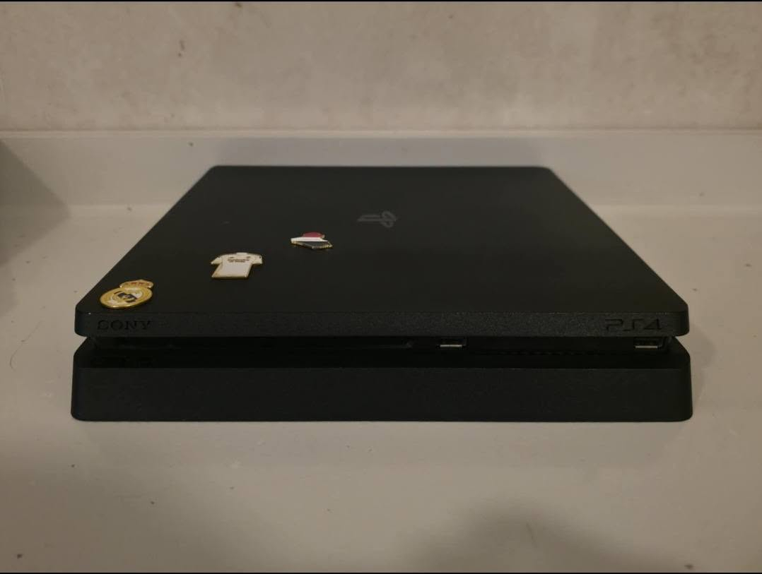 للبيع بلي 4 و وبلي 2
🟦 PS4🟦
🟩 جهاز سلم اون لاين
🟩 مفتوح
🟩 جوستك عدد 2 أصلي اسود و وتجاري
🟩 العاب بي فيفا 26 وبيس وبي حساب بي 130لعبه
🟩 جهاز جديد دوام وما استعمله مثل بل صوره
🟥 سعره 215وبي مجال للشراي
🟦 PS2🟦
🟩 مهكر ويا هارد بي 300لعبه 80 كيكه مساحته
🟩 يده وحده ومموري وغراضه كاملات جهاز نضيف
🟥 سعره 40
⬛⬛⬛
اجهزه نضيفه داير بالي عليهن وبيهن مجال
🟥 عنواني ديوانية حي العسكري اول متوفر خاص🟥


**إذا كنت صاحب هذا الإعلان وتريد حذفه لأي سبب، رجاءا أرسل رسالة إلى الدعم الفني**