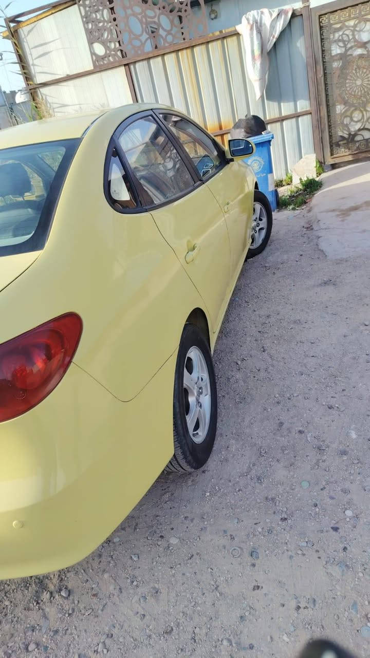 للبيعةالنترا ٢٠٠٩ خليجيه دكشن عالي
مجرك ١٦٠٠ 
رقم ديالى الجديد 
تحويل ثاني يوم
مصفرة هيئة وغرامات 
تخم تاير جديد 
صدر خلفي جديد 
صدر امامي ٩٠ بلميه 
دوشمه جديده 
شاشه كامره حساسات 
بيه بارد بلجاملغ الخلفي فقط 
تجي تكلبه وتشوف احلى من الصور 
سياره خير من الله اي نقص مابيه 
السعر ٩٠ وبيه مجال بسيط  
مكاني بغداد السيديه 
***********
