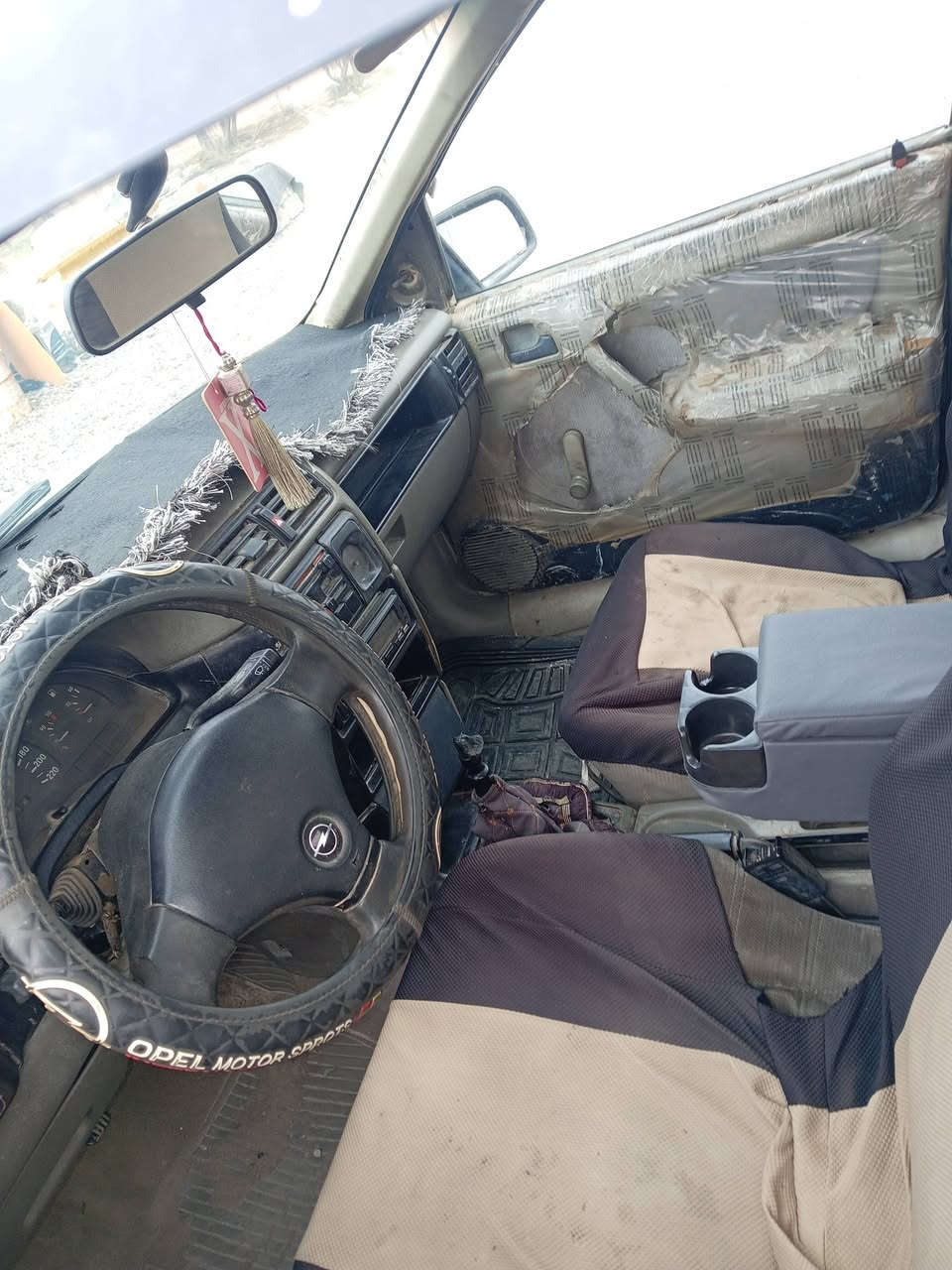 اوبل فكترا محرك 16
كير محرك تايرات كهرباء شرط
سنويه لل٢٧ شرط التحويل مباشر

السعر ٢٨ وبيهه مجال قليل ***********
