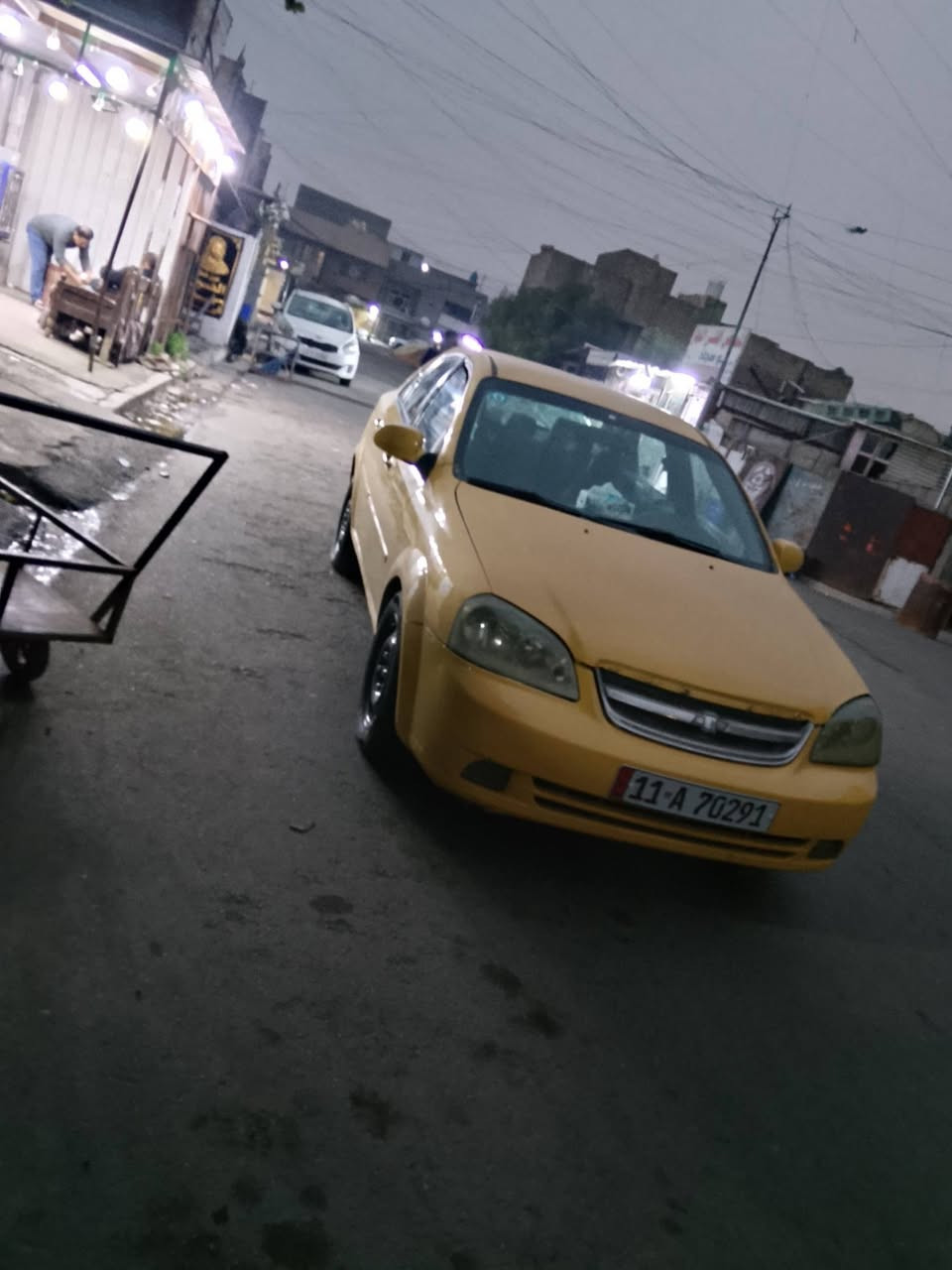 سلام عليكم فورنزه سوسوكي موديل 2008 سياره كير مكينه مكفول سياره ماشيه 225 الف محرك 2000 سعر سياره 60 ورقه و بسه مجال مصبوغه جديد ما صرله سبوع رقم الهاتف ***********
