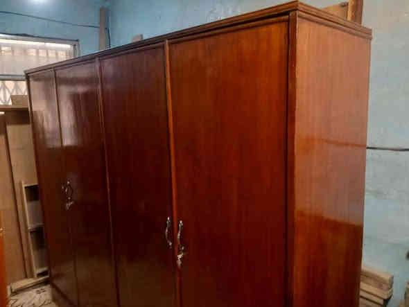 كنتور 4باب صاج توصئ الداخل عادي والظهر معاكس صاج السعر.  190 وبي مجال العنوان بغداد الكرخ تقاطع درويش البياع سوق اميمه فرع عطاريات علي خلف مي ارو الشباب.  ***********.  ***********.  بي وتساب اتصل قبل لتجي بغداد
