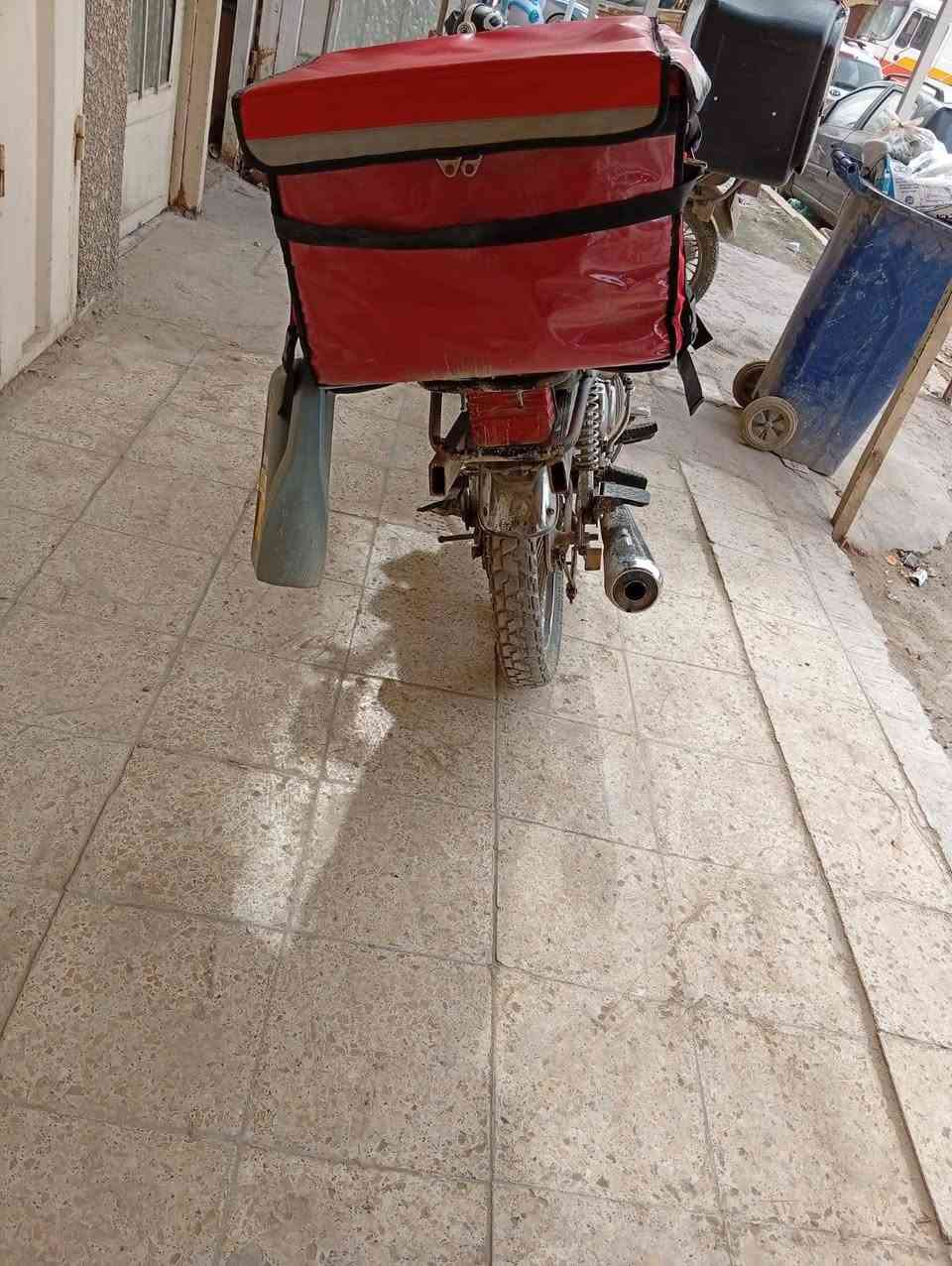 السلام عليكم
نامه برو موديل20 ولفات 01 صالنصة رياضي الدراجة عوزهه غسل ودشبول فقط شغل واطلع هندر نكره 
السعر 400 وبيها مجال الرقم *********** 
او ***********
