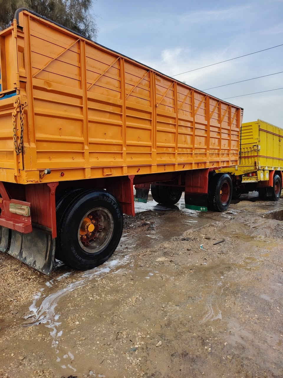 (١)البيع مقطوره كرونه 82 مكفوله طول ٧ونص دناكير 14 مربع ألماني صنيه 110 جديده توير 24 نص عمر جاهزه هوا كهربات جاهزه العمل مكان نجف الاستفسار الاتصال على الرقم *********** ***********
