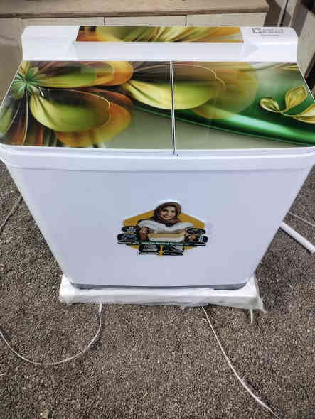 تم بعون الله وصول وجبه غساله ال جي العربي حجم ٤٠ باب هايدروليك بلازمه  تغسل بطانيه  .ديوانيه .الاسكان مقابل المعهد التقني ***********
