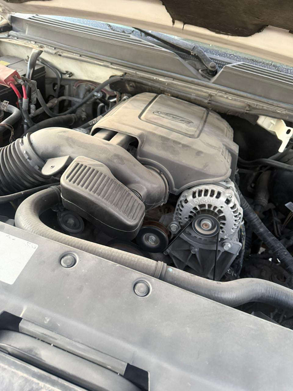 سلام عليكم تاهو ادوات حاويه مكفوله كص وضربه وفتح صبغ مكانات تجميلي موديل2013 ماشيه 170الف خليجيLTZ مكانه بلبصره هاتف*********** Singapore
