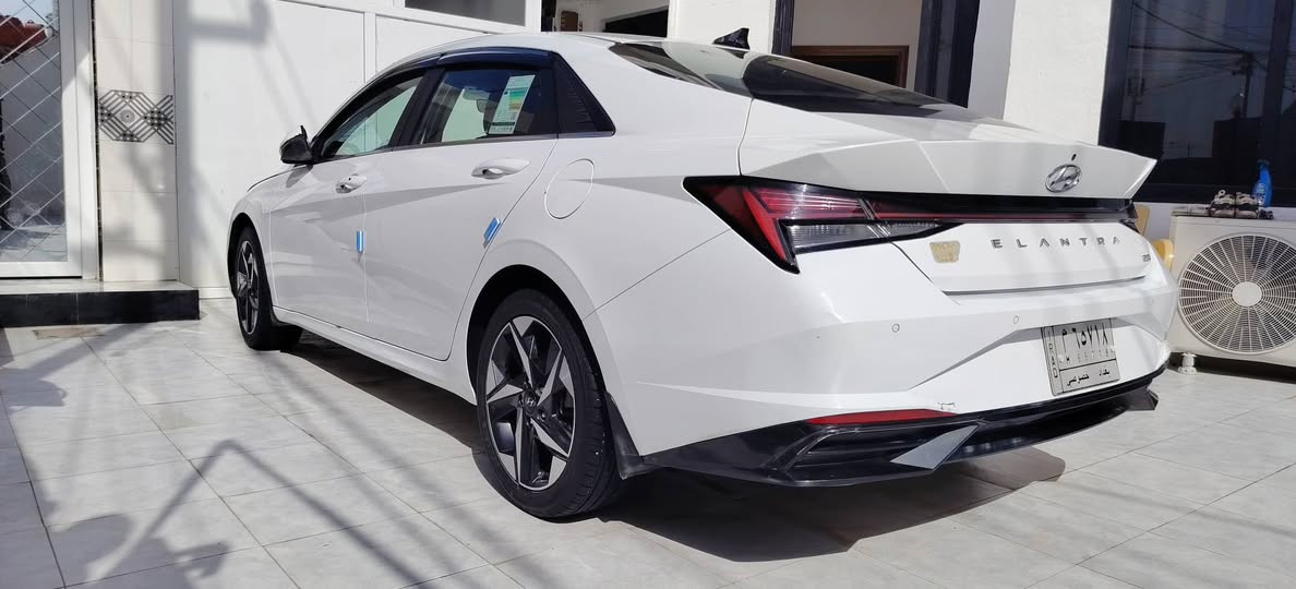 هونداي النترا خليجي
موديل 2023
محرك .. دوش 2000

كفاله عامه .. ماعده BDR  .. كلش قليل 

مواصفات. VIP 

داخل السيارة كريمي ورصاصي 

كلش جديده وصافيه من الخدوش 

لبيع فقط.. السعر 177وبيها مجال 

عنوان بابل... ***********
