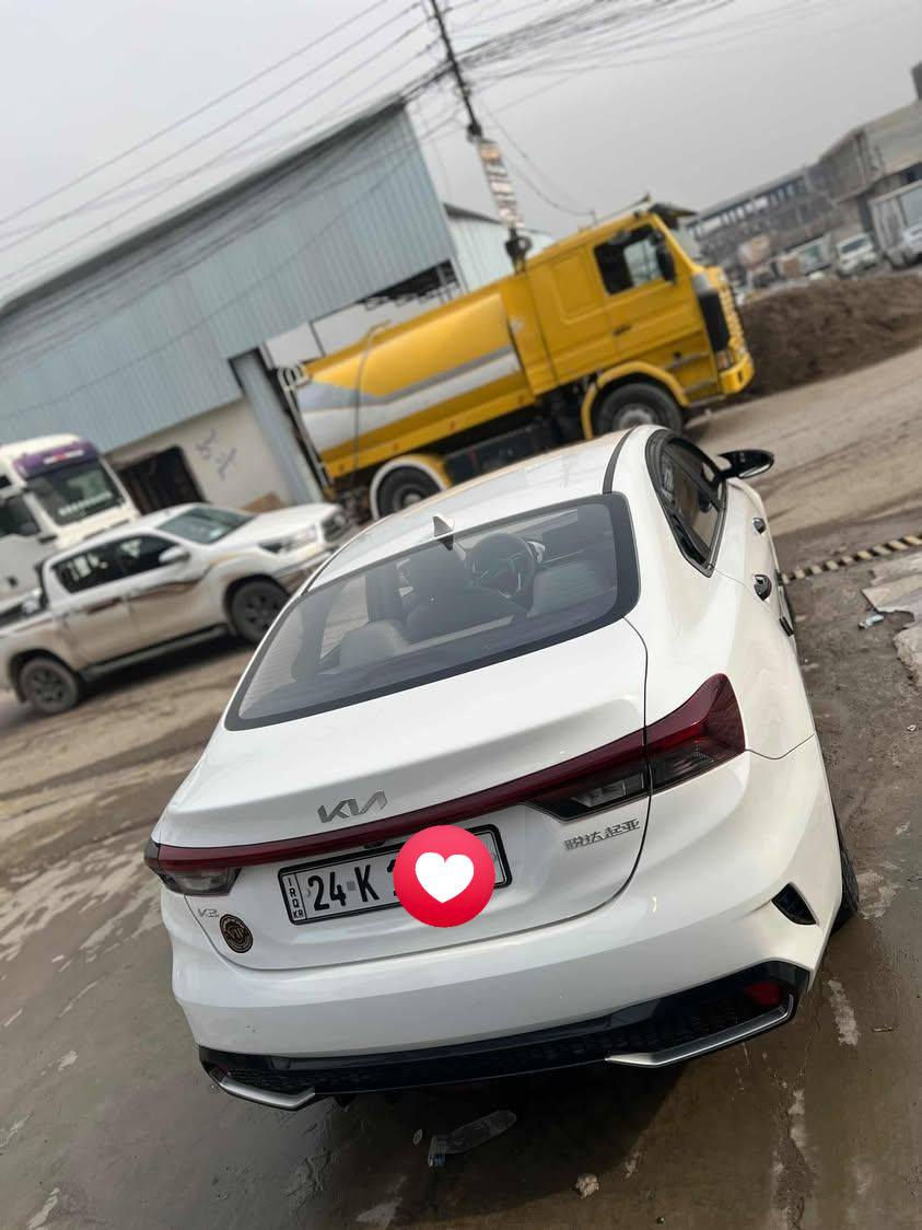 السلام عليكم ورحمة الله وبركاته كيا كي3 تجميع للبيع مديل2022 ماشيه 29الف سياره جديدة بيها مكانتين٢ بارد جاملغ خلفي يسار+راس بنيد بدون صبغ بدون دواخل سياره جديدة شرط التحويل رقم دهوك من ناحية حدادية طخم كير محرك كلو بشرط نواقصها العطر فقط  السعر 130 ورقه وبيه مجال بسيط للاستفسار الاتصال على الرقم *********** مكاني الموصل
