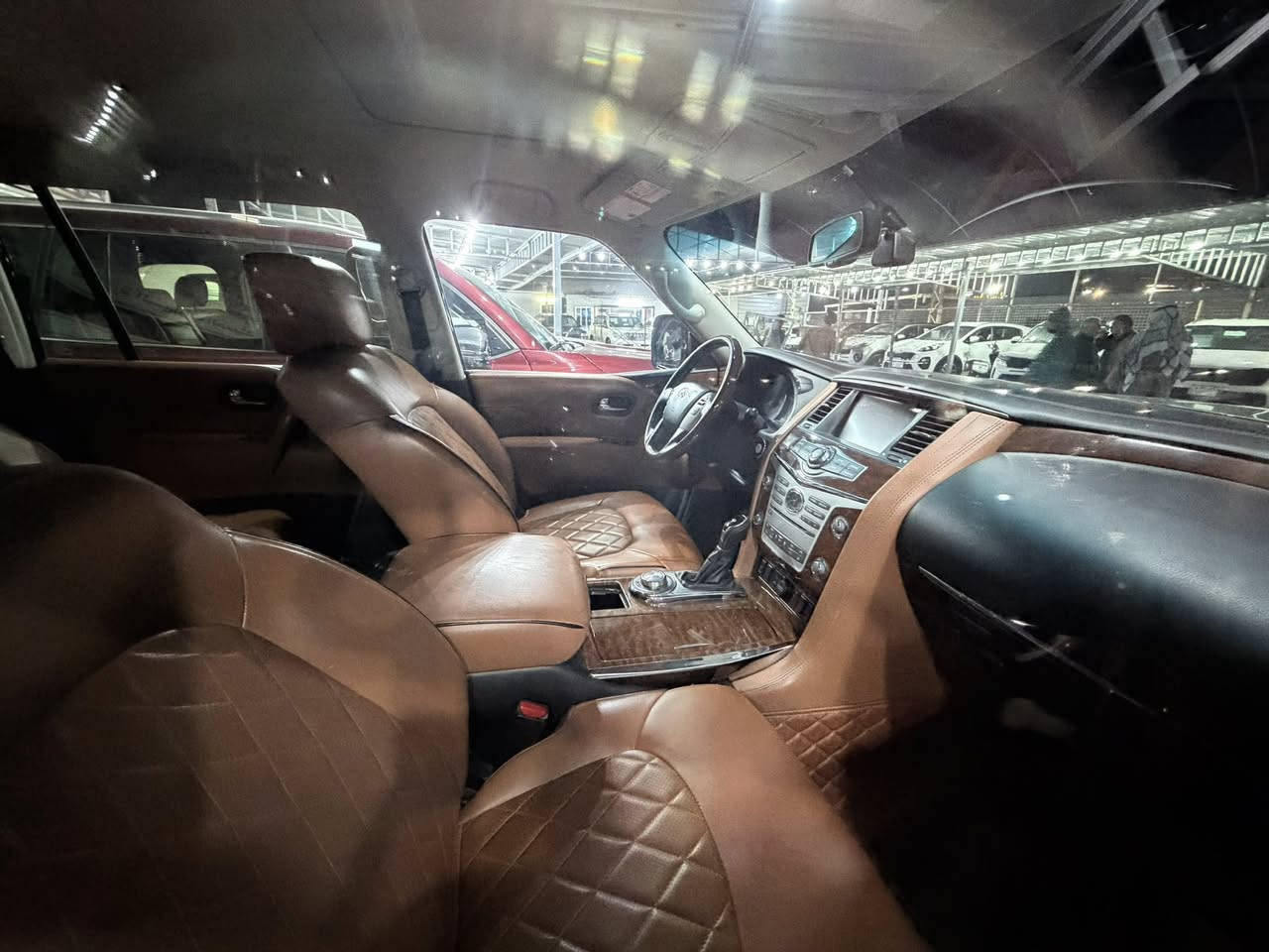 السلام عليكم عندي انفنتي موديل 2019 خليجية وكالة سور فول مواصفات مكفولة من الصبغ والتبديل السعر 30800 للاتصال ***********
