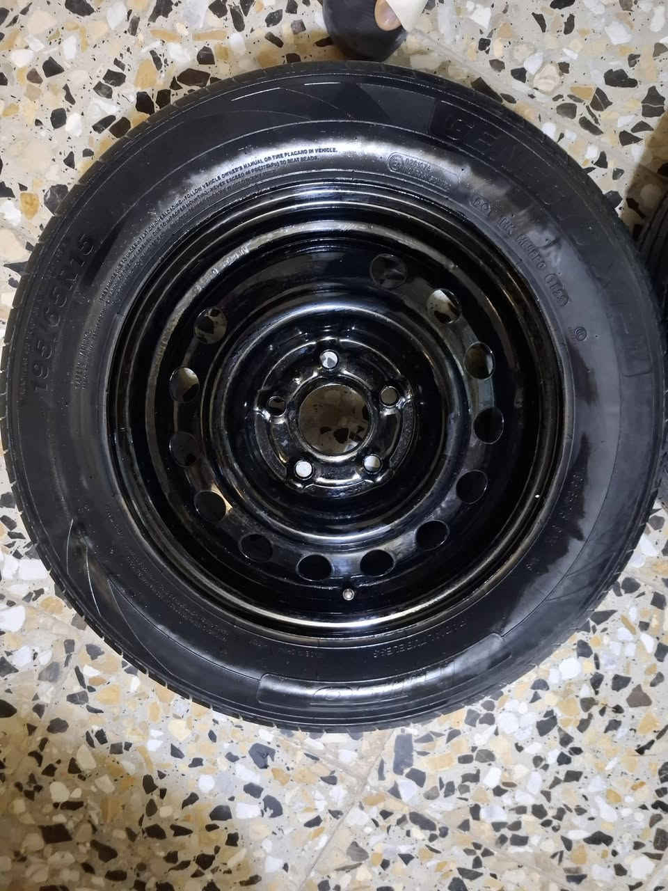 زوج تايرات  ١٥ نضيفات ويالة مصبوغات صبغ حراري سعر ٦٠ مكان الشعلة الهاتف ***********
