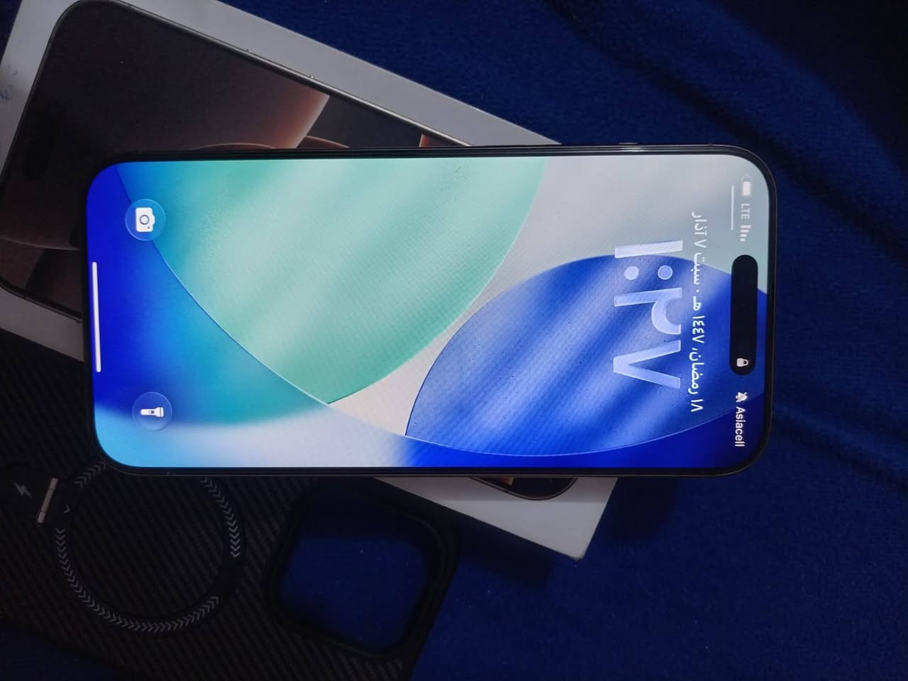 سلام عليكم
إيفون ١٦ برو ماكس للبيع 
بطاريه ٩٩ 
ذاكره ٢٥٦
***********
