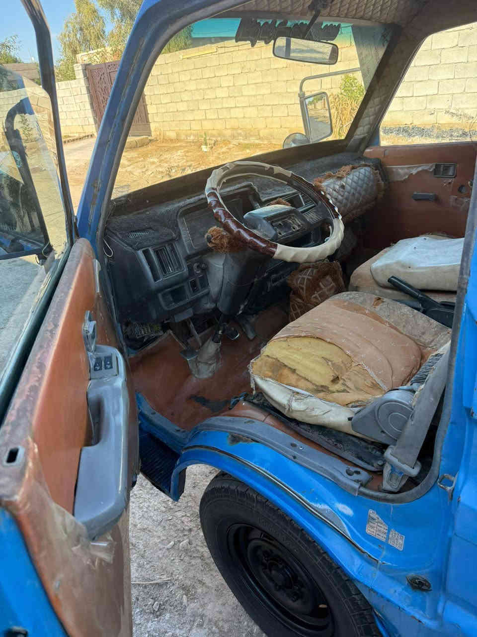 سلام عليكم كية موديل 93 مكينة كير مكفولات سيارة خير من الله سنوية مجددة لسعر39 وابيهة مجال تصال على رقم *********** مكان ديالى
