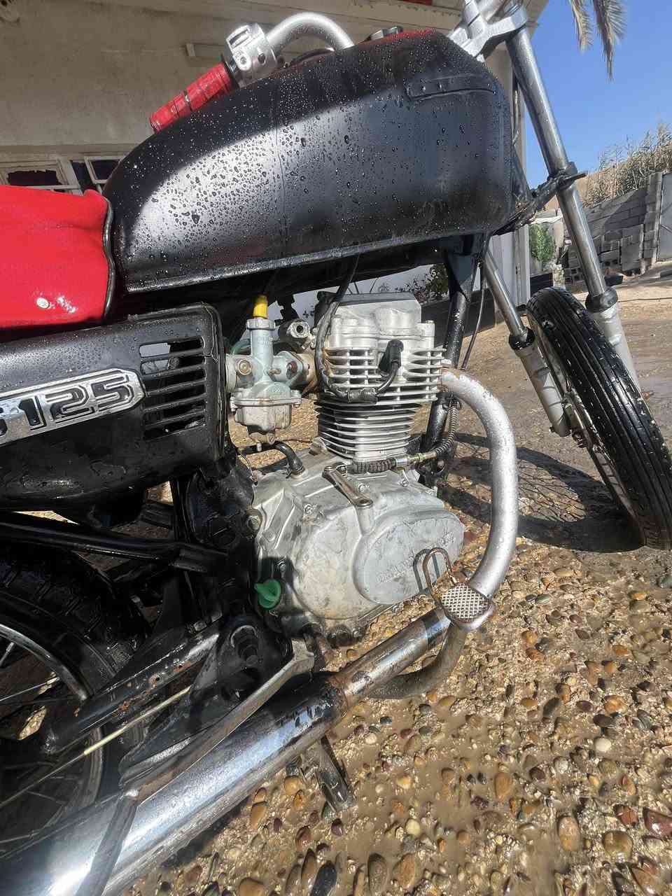 دراجه ارشه 200 الف بيها مجال مكان المحاويل خاتونيه ***********
