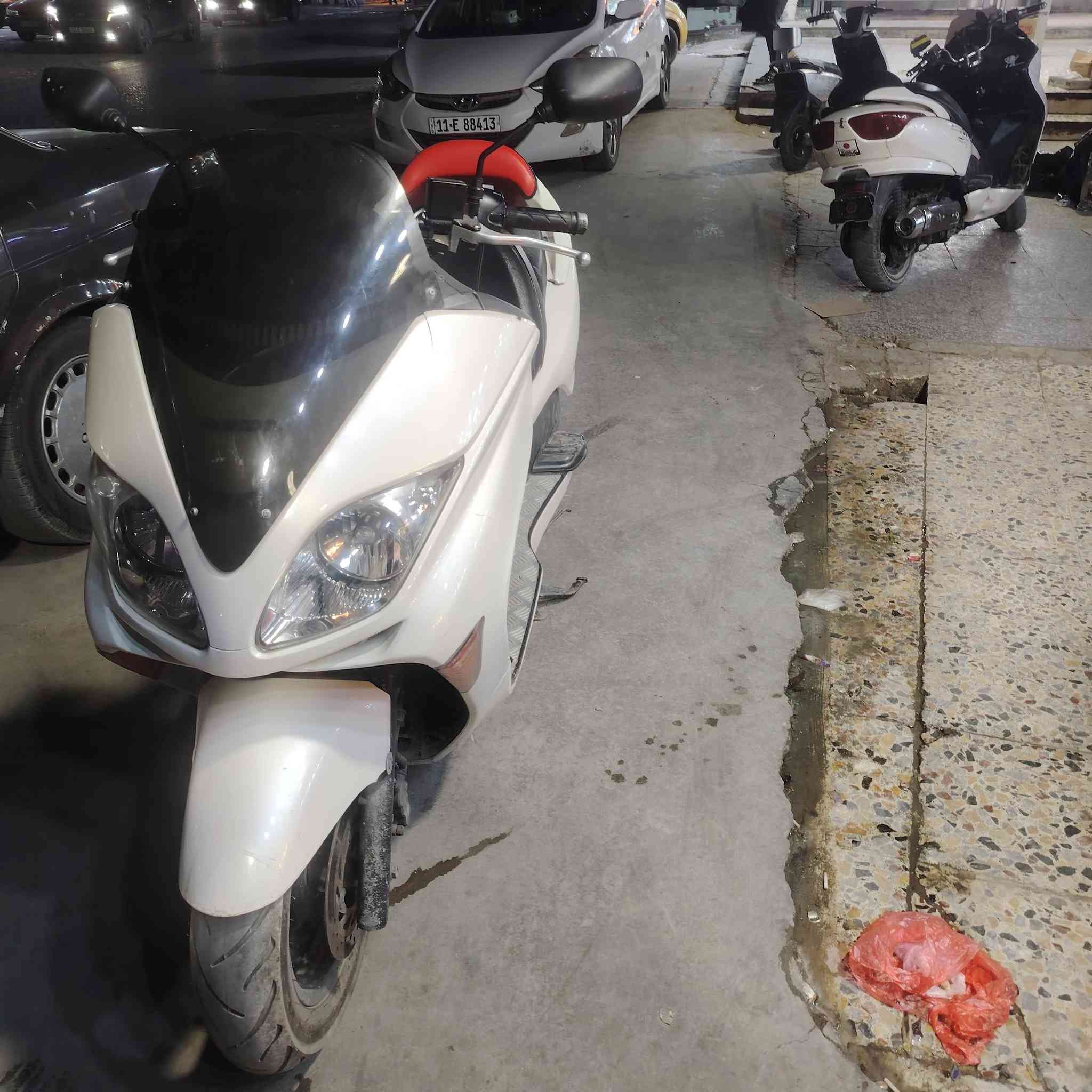 سلام وعليكم فورزة 08 للبيع كير شغال بس اني لاغي دراجة مكفولة كفالة عامة مكاني بغداد جسر ديالئ الاستفسار ***********
