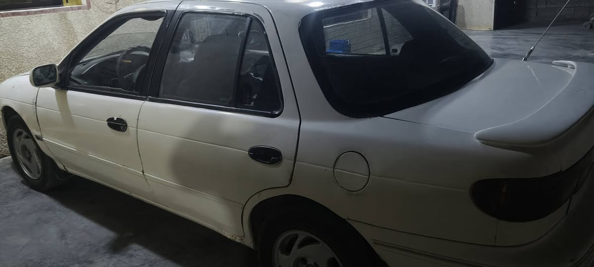 كيا سيفيا السيارة جاهزة مفتوحة 
كير عادي مكينه كير كفاله عامه خير من الله الكشر كدامك مديل 94 الرقم ديالى بس شرط تحويل ثاني يوم 
ماكو وكاله مكاني بغداد تقاطع النهروان 
السعر 28او بيه مجال 
***********
