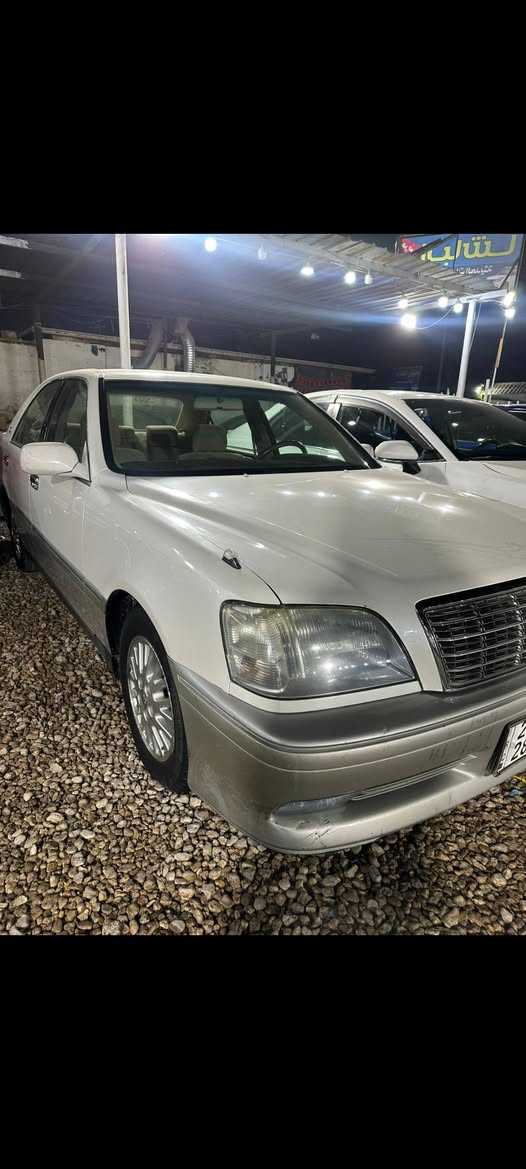 ملكة موديل 2000نظيفة بدون حادث اوصليو الشراي يتصل السعر 160وبية مجال 
***********
***********
