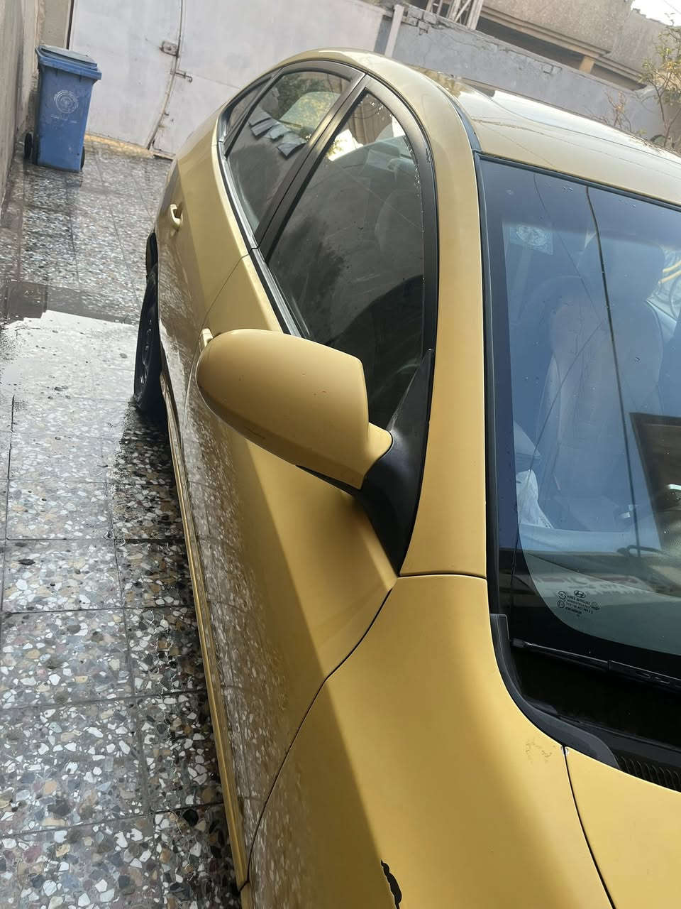 النترا ٢٠٠٨ بيهه تبديل باب امامي فقط الباقي ليبل واحد 
السعر ٩٠
***********
