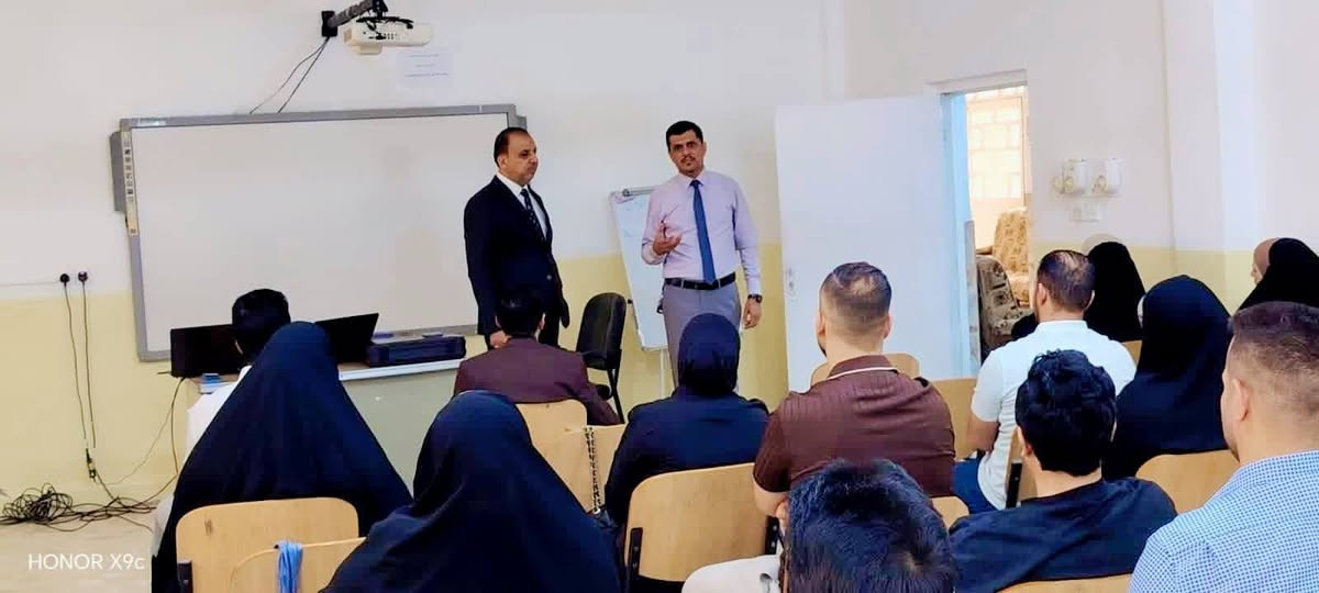 * بإشراف ومتابعة أ.م. د. نزار ياسر الدلفي  ، مدير قسم الاعداد والتدريب في واسط *

وبتنفيذ مباشر من القسم، تنطلق فعاليات الخطة التدريبية لعام 2026 بعقد دورات تخصصية لمدرسي ومدرسات مادتي الاجتماعيات والتربية الفنية في مركز المدينة وقضاء الحي، بإدارة مسؤول شعبة التدريب السيد حيدر بركاوي المحترم.

ويوازي ذلك استمرار دورة الصحة والسلامة المهنية لموظفي الخدمة والحرفيين والحراس، بإشراف السيد علي ماجد المحترم، مسؤول الشعبة، بهدف ترسيخ مفاهيم السلامة وتوفير بيئة عمل أكثر أماناً وانضباطاً.

نسعى من خلال هذه البرامج إلى الارتقاء بالواقع التربوي وتنمية المهارات المهنية للملاكات التعليمية، مع خالص التمنيات للمشاركين بدورات موفقة ومثمرة تخدم مؤسستنا التربوية.

#الدكتور 
نزار ياسر الدلفي


**إذا كنت صاحب هذا الإعلان وتريد حذفه لأي سبب، رجاءا أرسل رسالة إلى الدعم الفني**
