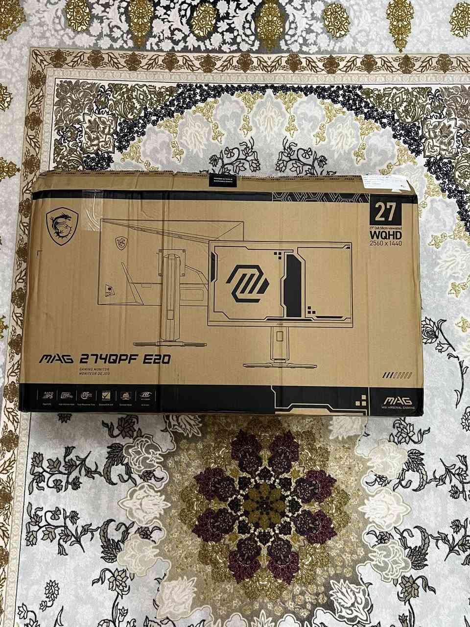 شاشه من شركه ام اس اي  /حجم 27 /200هيرتز /تدعم الالوان / تشغل 2k /
شاشه جديد بعده بل ضمان جديده لامفتوح لامصلحه مسئول عن كلامي ورقه ضمان بعدها ضمانها سنه  شاشه بعدها بل كارتون فقط بس شاشه/ بيها ستاند متحرك يمنه يسره طول او بل عرض شون مايعجبك 

عنواني بصره 

رقم ***********9
