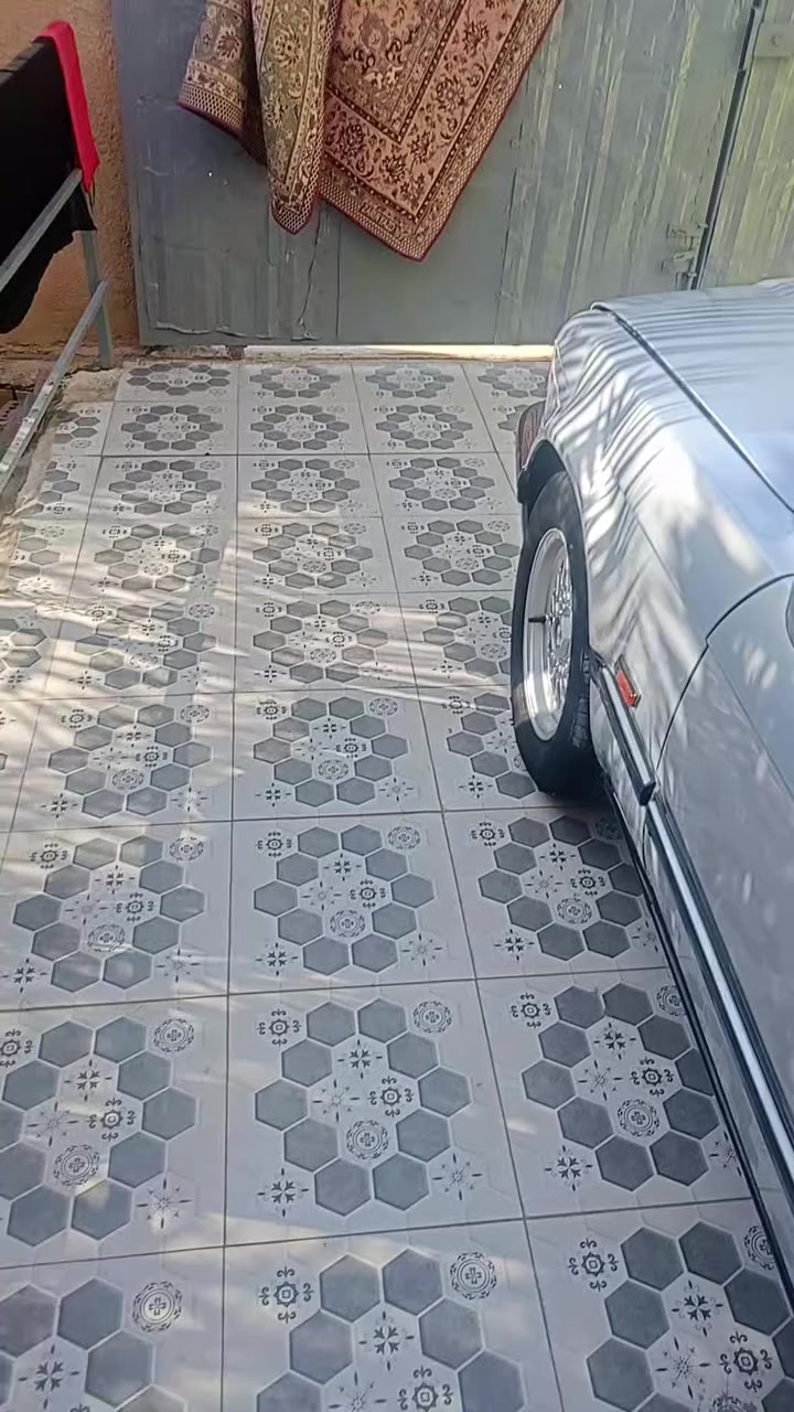 سلام عليكم محرك 6مفتوح 30 ابيع بس طابوكه بيه تنقيص السعر 350قفل شرط اترايك 200 حماوه انسه ***********
