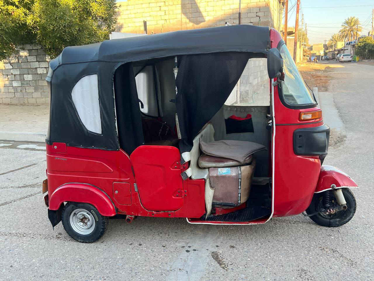 سلام عليكم تكتك مرقمه لبيع 22 شهر 11 المكينه كفاله  عامه تجيب وياك مصلح وتفحص بيها ملاحظات بل كشر سعرها معقول جوه السوك أتصل وبيك خير وتدل ***********
